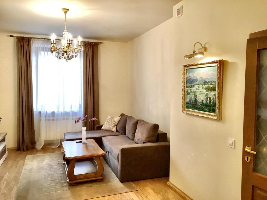 Апартаменти У Серці Львова Buitenkant foto